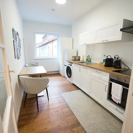 Heju - Design Neuer Altbau - Gute Parkmoeglichkeiten Lübeck Buitenkant foto